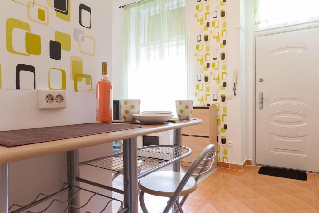 Apartament Dora'S Calm Nest Over The Chestnut Tree Budapeszt Zewnętrze zdjęcie